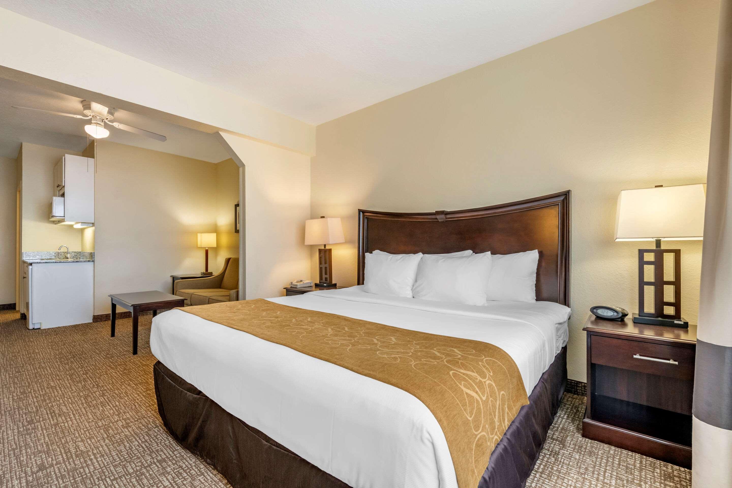 Comfort Suites Maingate East Celebration Exterior photo